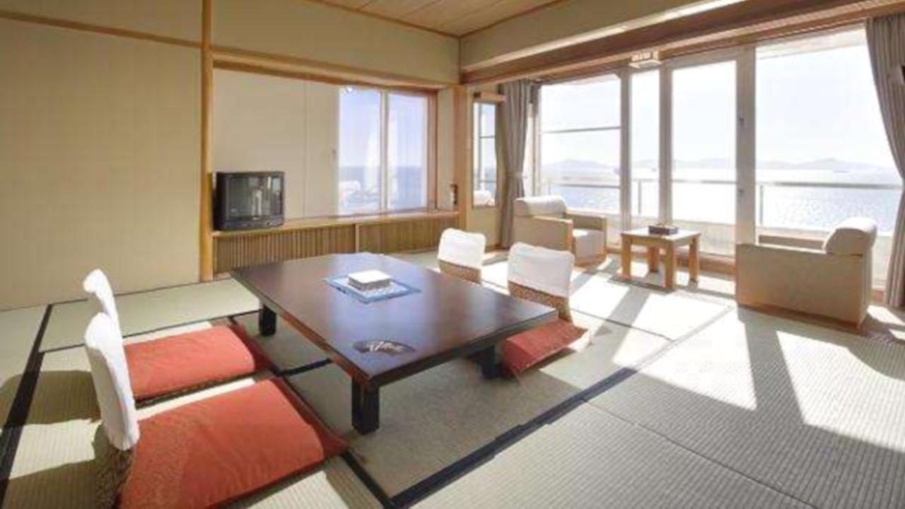 Hotel Tatsuki Gamagori Exterior photo