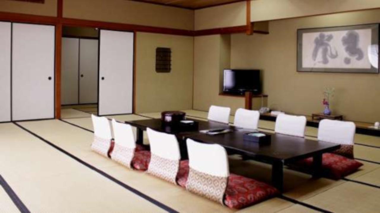 Hotel Tatsuki Gamagori Exterior photo